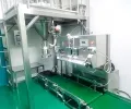 Фасовочная машина с вертикальным весовым дозатором